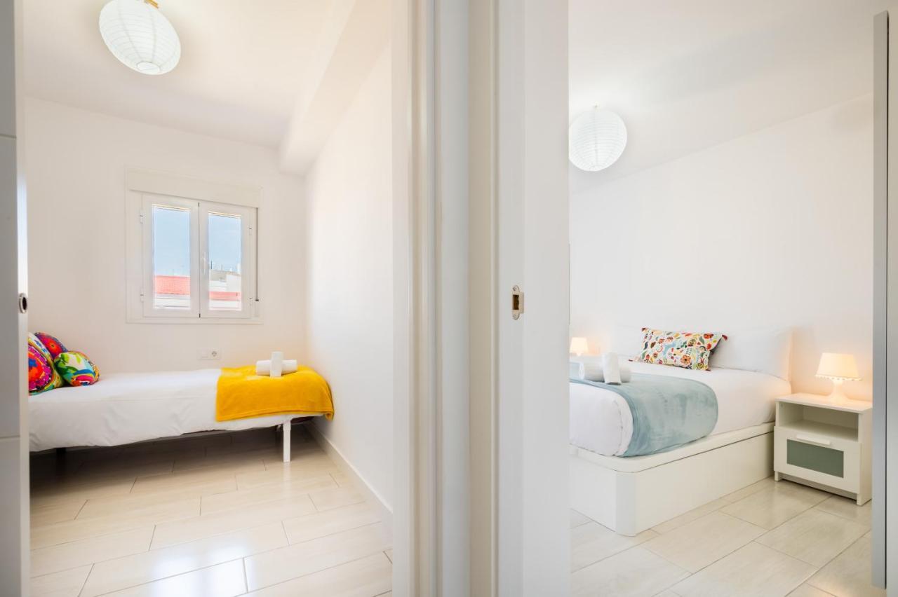 Wide And Colourful- 3Bd 1Bth- Triana Apartment Seville Exterior photo